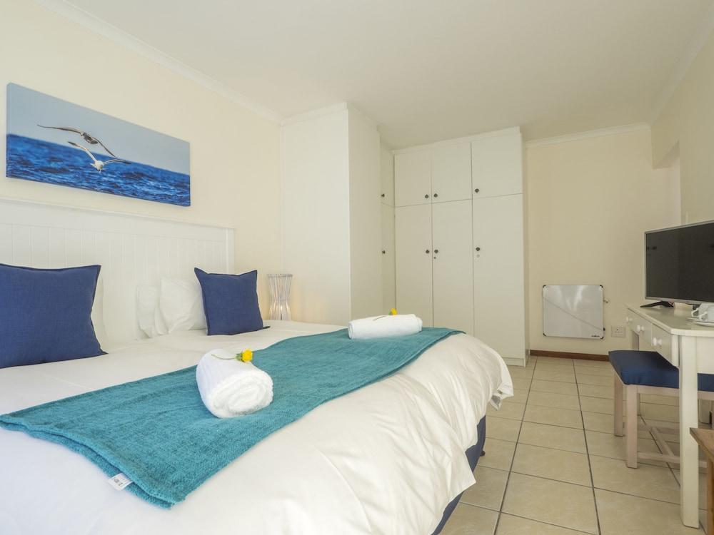 Shining Waters Guest House Wilderness Extérieur photo